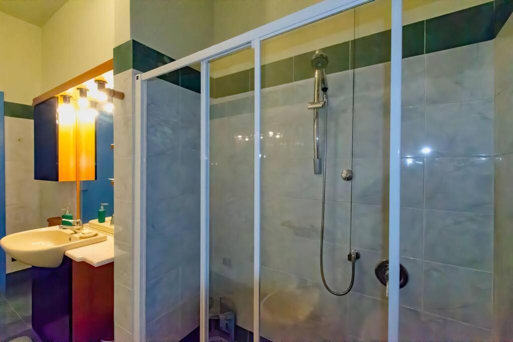 Un Insospettabile Angolo Verde In Citta Apartment มิลาน ภายนอก รูปภาพ