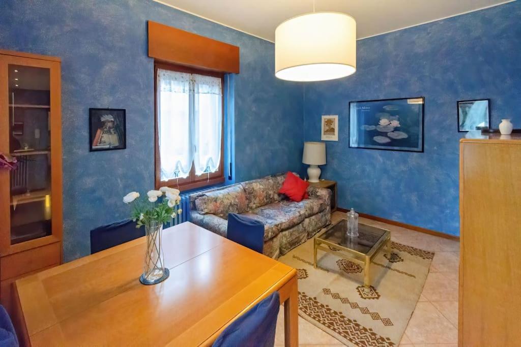 Un Insospettabile Angolo Verde In Citta Apartment มิลาน ภายนอก รูปภาพ